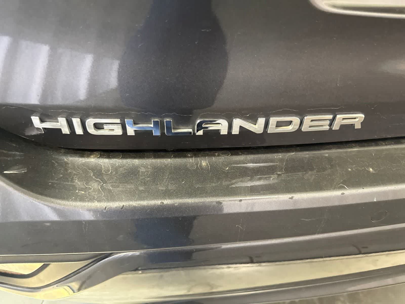 Used 2020 Toyota Highlander Limited AWD/4WD image 12