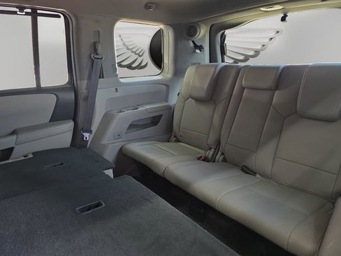 Used 2012 Honda Pilot Touring image 17