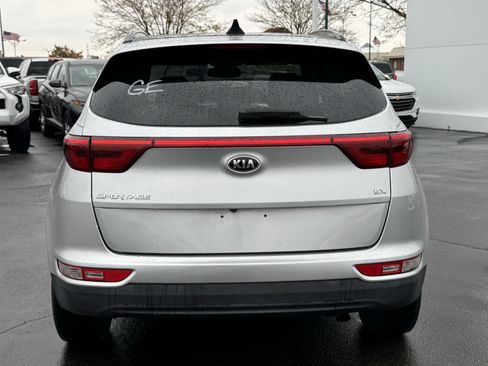 Used 2018 Kia Sportage EX w/ EX Premium Package image 15