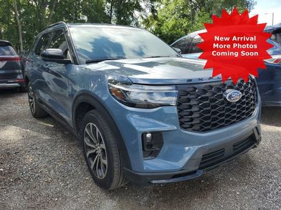 Used 2025 Ford Explorer ST-Line