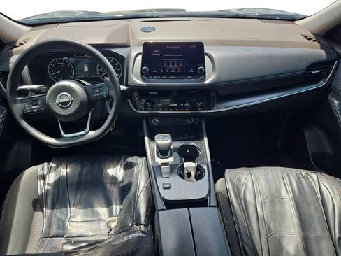 Used 2022 Nissan Rogue SV FWD image 9