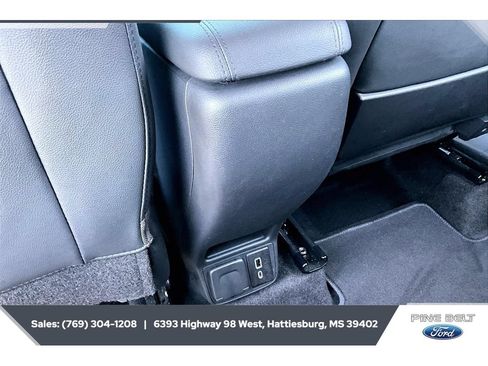Used 2023 Buick Encore GX Essence w/ Experience Buick Package FWD image 25