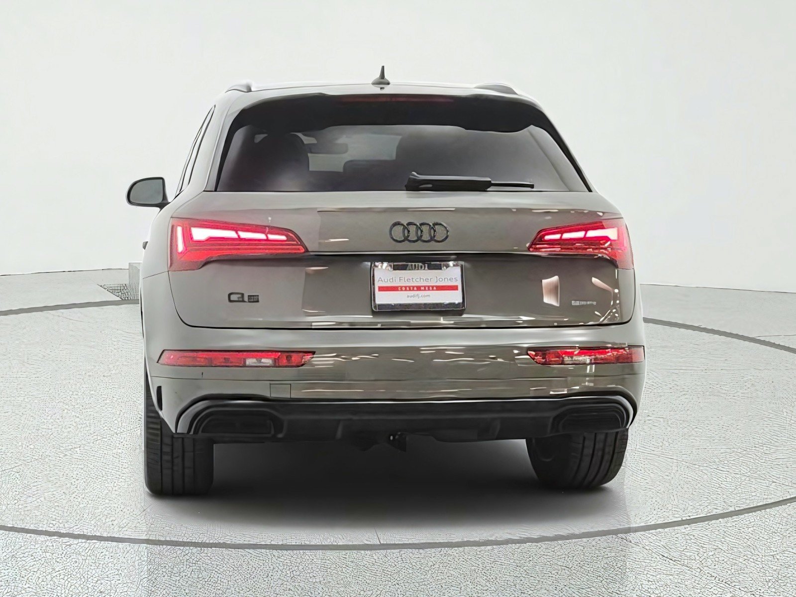 Used 2023 Audi Q5 2.0T Premium Plus w/ Premium Plus Package AWD/4WD image 6