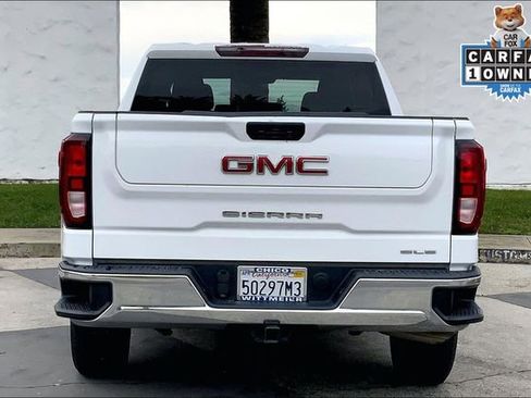 Used 2022 GMC Sierra 1500 SLE image 4