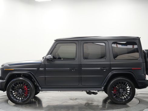 Used 2025 Mercedes-Benz G 63 AMG 4MATIC image 6