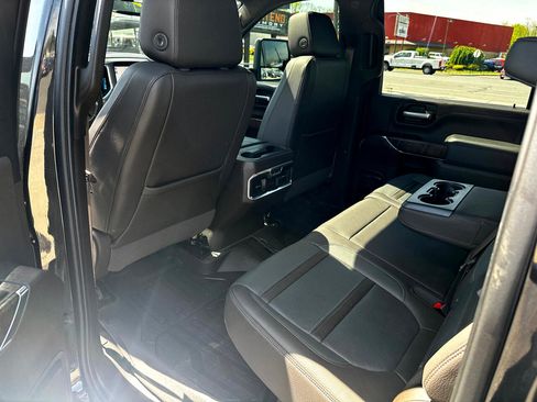 Used 2020 GMC Sierra 2500 Denali w/ Denali Ultimate Package image 23