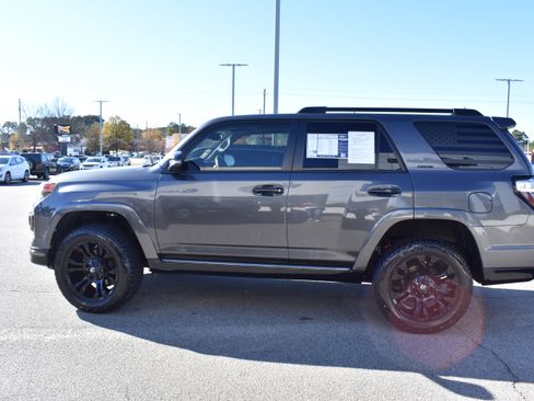 Used 2019 Toyota 4Runner Limited image 6