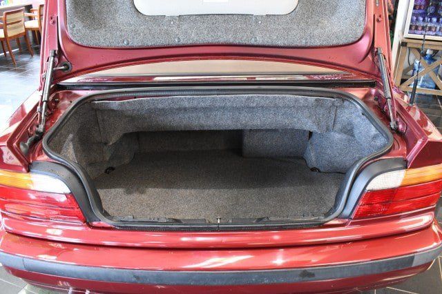 Used 1996 BMW 318i Convertible RWD image 16
