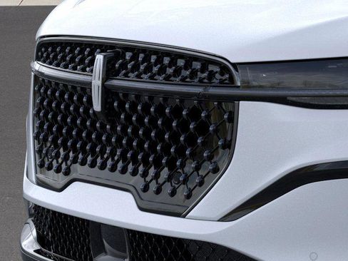 New 2026 Lincoln Nautilus Reserve w/ Jet Appearance Package image 17