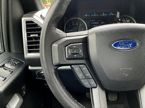 Used 2016 Ford F150 XLT w/ Equipment Group 302A Luxury AWD/4WD image 14