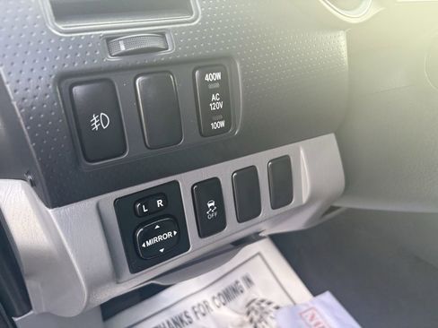 Used 2015 Toyota Tacoma PreRunner image 25