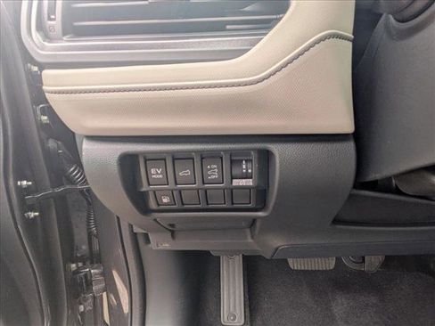New 2026 Subaru Forester Premium AWD/4WD image 19