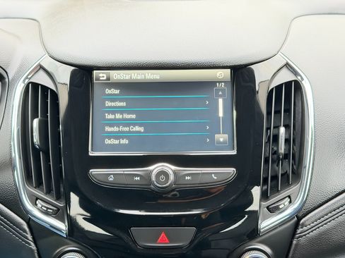 Used 2017 Chevrolet Cruze Premier image 55