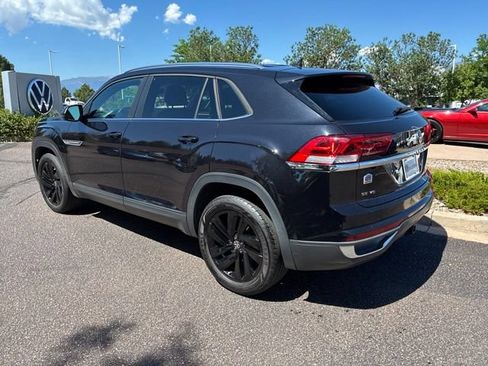 Used 2023 Volkswagen Atlas Cross Sport SE w/ Black Wheel Package AWD/4WD image 4