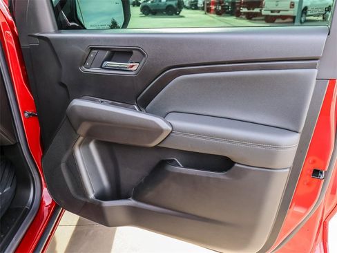 New 2026 GMC Canyon Elevation w/ Convenience Package image 17