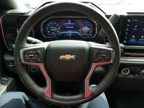 Certified 2024 Chevrolet Silverado 1500 LT w/ Z71 Off-Road Package AWD/4WD image 33