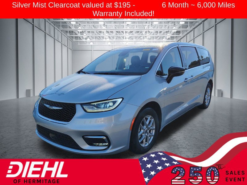 Used 2024 Chrysler Pacifica Touring-L FWD 360° Tour
