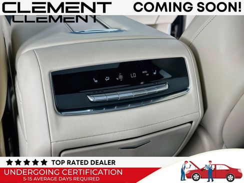Used 2021 Cadillac Escalade Premium Luxury AWD/4WD image 35