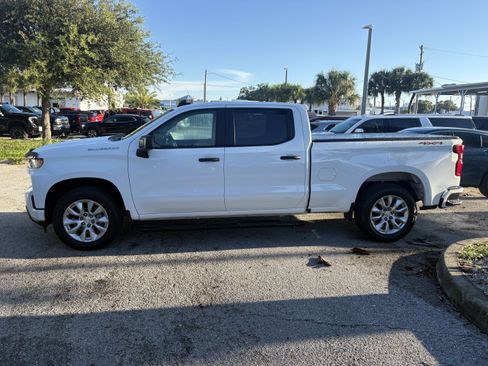 Used 2021 Chevrolet Silverado 1500 Custom AWD/4WD image 4