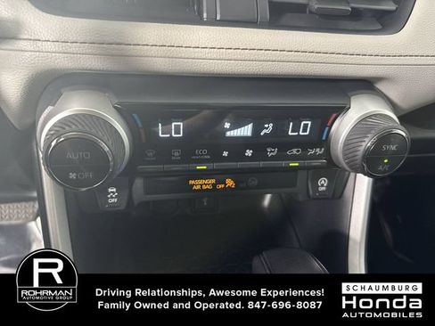 Used 2021 Toyota RAV4 XLE AWD/4WD image 9