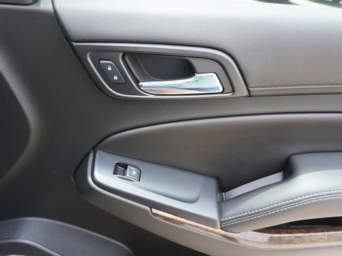 Used 2018 Chevrolet Tahoe LS image 14