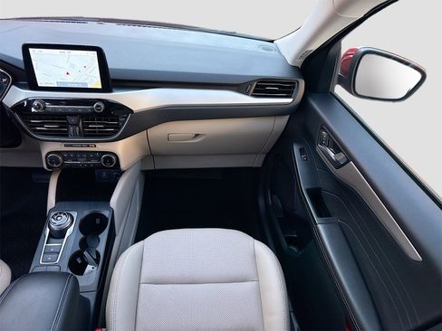 Used 2022 Ford Escape SEL image 25