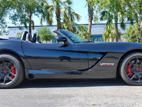 Used 2004 Dodge Viper SRT-10 image 38