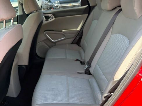 Used 2022 Kia Soul LX w/ Technology Package FWD image 11