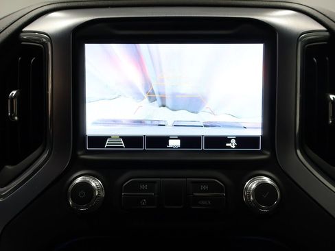 Used 2020 GMC Sierra 1500 Elevation image 29