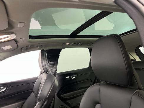 Used 2024 Volvo XC60 B5 Core image 24