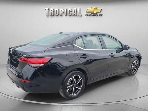Used 2024 Nissan Sentra SV FWD image 5