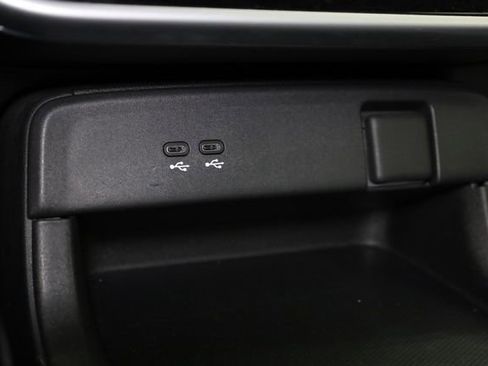 Used 2024 Honda Prologue EX image 23