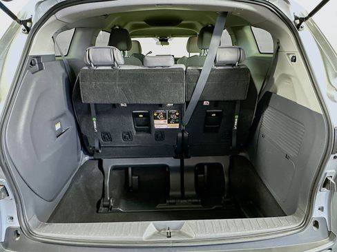 Used 2022 Toyota Sienna LE FWD image 29