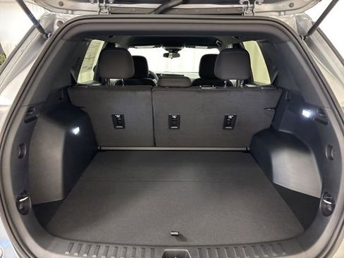 New 2026 Chevrolet Equinox LT FWD image 12