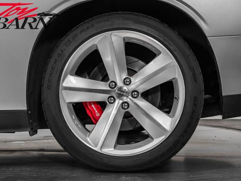 Used 2011 Dodge Challenger SRT8 image 19