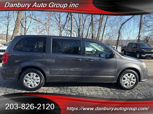 Used 2017 Dodge Grand Caravan SE w/ Power Window Group image 7