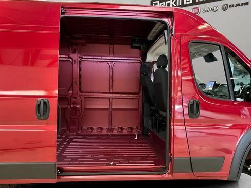 Used 2025 RAM ProMaster 1500 w/ Quick Order Package 22G SLT FWD image 7