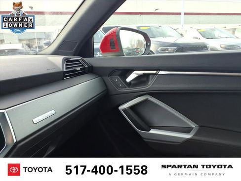 Used 2024 Audi Q3 2.0T Premium image 23