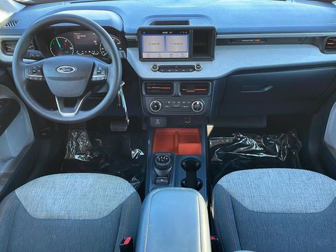 Used 2022 Ford Maverick XLT image 18