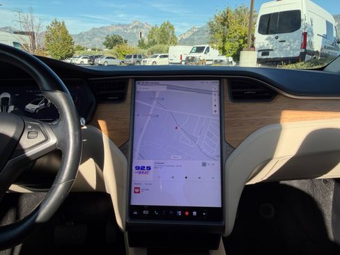 Used 2019 Tesla Model X Long Range AWD/4WD image 12