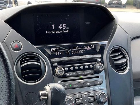 Used 2015 Honda Pilot Touring image 7