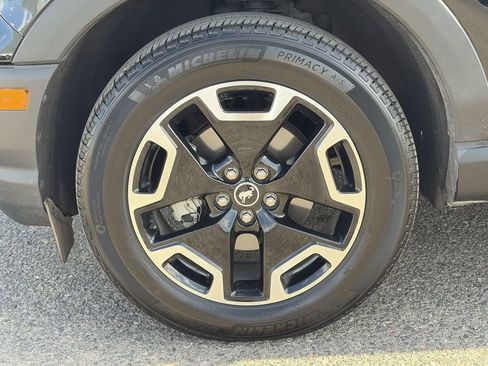 Used 2023 Ford Bronco Sport Outer Banks w/ Tech Package AWD/4WD image 11