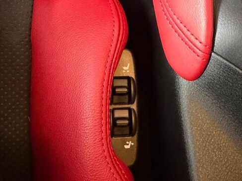 Used 2025 Nissan Z Performance w/ Floor Mat Package RWD image 15