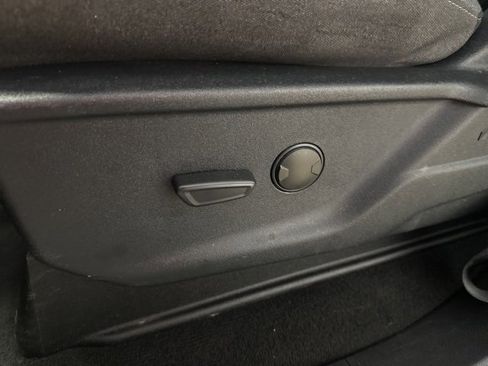 Used 2025 Ford F250 XLT image 8