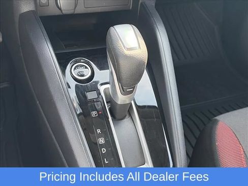 Used 2025 Nissan Versa SR FWD image 16