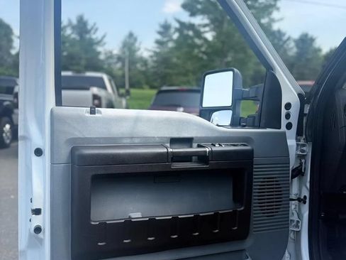 Used 2015 Ford F350 XL w/ Power Equipment Group AWD/4WD image 15