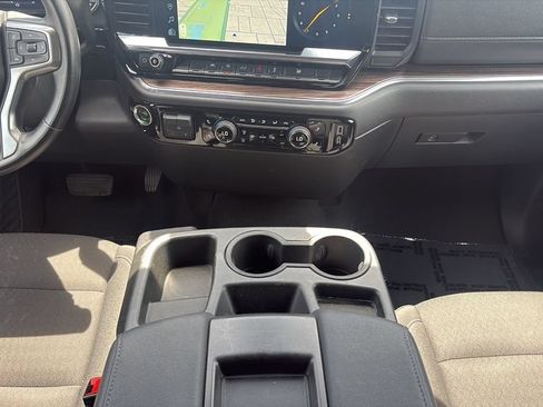 Used 2025 Chevrolet Silverado 1500 LT RWD image 15