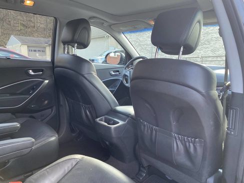 Used 2017 Hyundai Santa Fe Limited w/ Cargo Package image 20