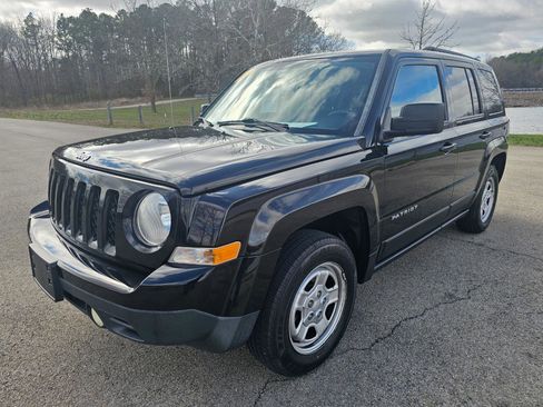 Used 2016 Jeep Patriot Sport w/ Power Value Group image 12