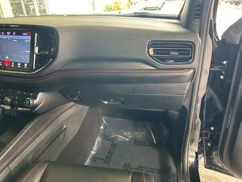 Used 2023 Dodge Durango R/T image 23